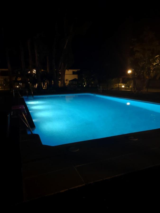 Puerto Banus Apartment Near Beachfront, Sunny Terrace, Pool, Tennis Court, Parking And Movies Projector Marbella Eksteriør bilde